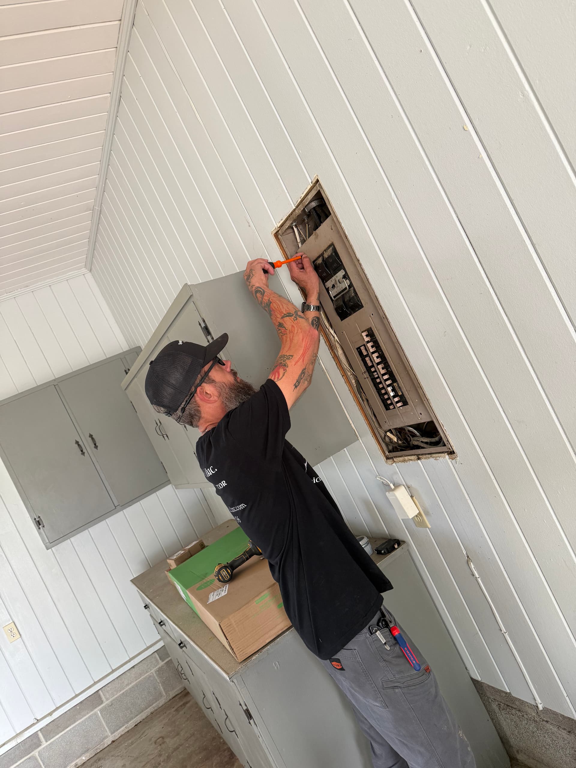 Spark Medic electrical project in the Huntsville, AL area
